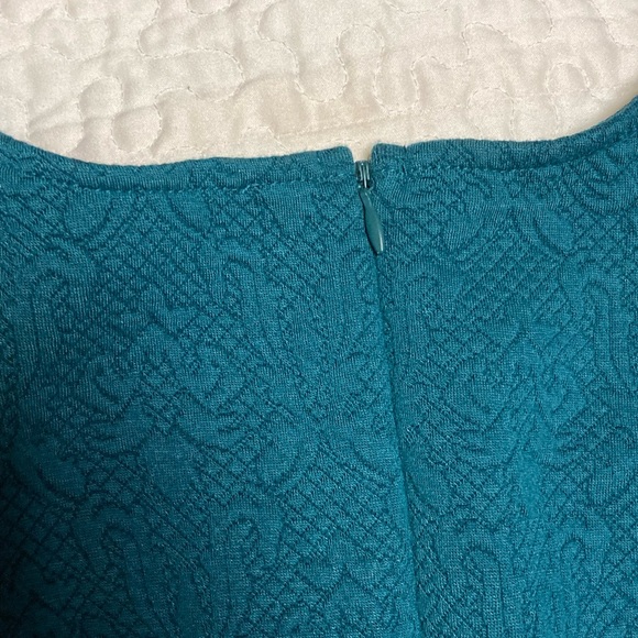 Blue clair rarely has been used and is great for causal and events - Picture 7 of 9